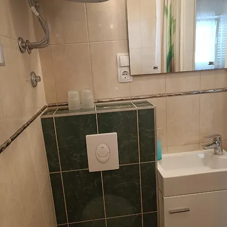 Zelena Oaza Apartment Baska Voda